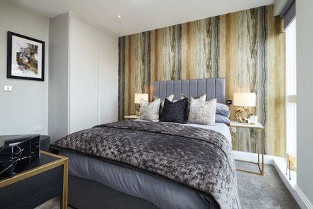 Flat to rent - St. Marks Road, Bromley, BR2 - Photo 3