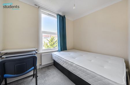 5 bedroom terraced house to rent - Photo 2