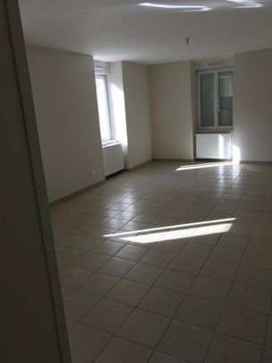 T3 Cours-la-Ville - Photo 1