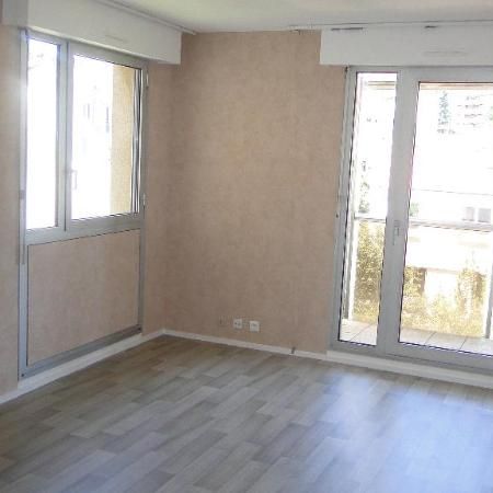 Location Appartement 2 pièces 49m² CLERMONT FERRAND 63000 - Photo 1