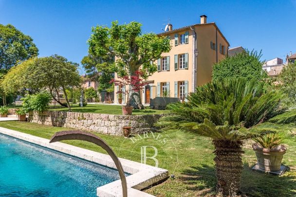 Bastide du XIX ème siècle - 5 chambres - Village de Mouans- Sartoux - Photo 1