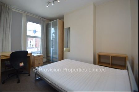 Bills included student properties - Photo 4