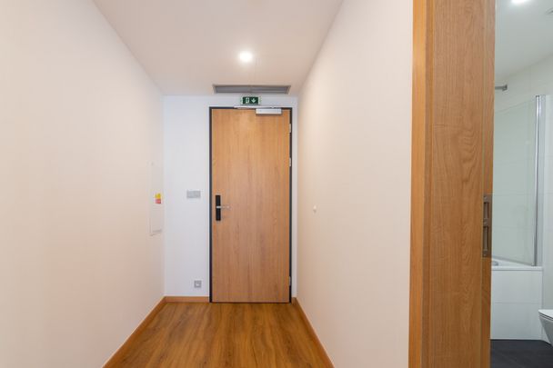 Pronájem bytu 1+kk 37 m² - Photo 1