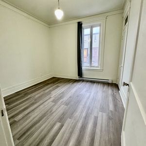 Ville-Marie - Géant 5 1/2 + Bureau - Photo 2