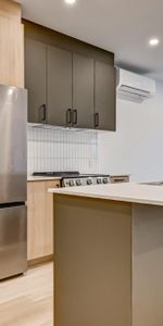 Superbe 6 ½ sur 2 étages à Deux-Montagnes (Environ 1600 pc) (secteur REM) - Photo 3