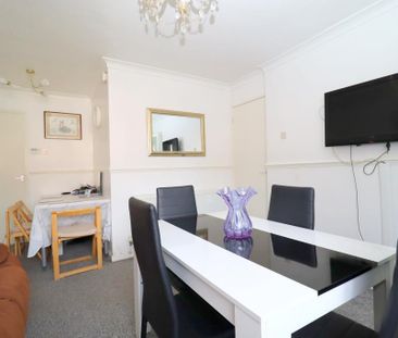 1 bedroom maisonette to rent - Photo 2