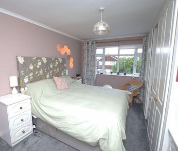 3 bedroom detached house to rent - Photo 5