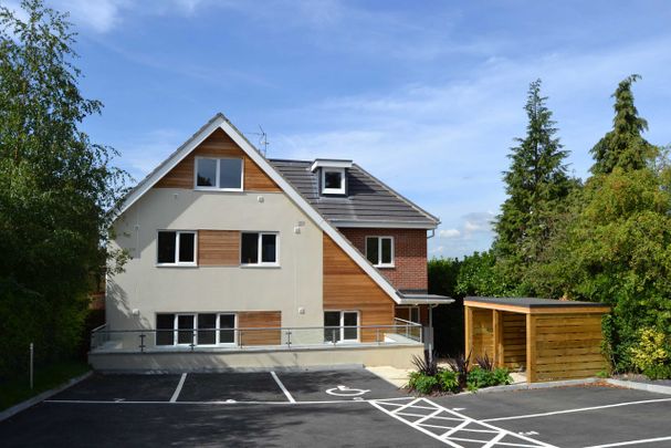 Great North Road, New Barnet - Photo 1