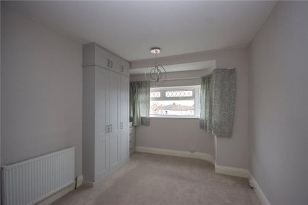 3 bedroom end of terrace house to rent - Photo 5