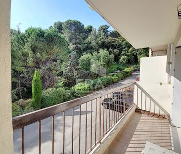 A LOUER - APPARTEMENT 3 PIECES AVEC PARKING ET CAVE - Photo 6