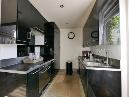 1 bedroom barn conversion to rent - Photo 5