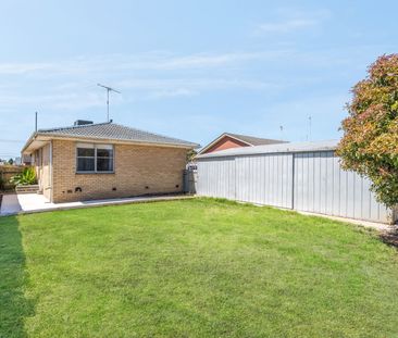 Recently Renovated, Comfortable Living! - Photo 3