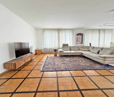 Bel appartement spacieux avec deux balcons - Photo 3
