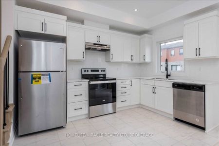 For Lease - 4 Haven Lane, Barrie, Ontario - Photo 3