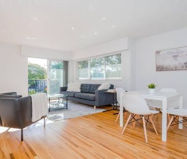 Kitsilano-Character-Private-BIG BALCONY-Wood floors-DISHWASHER -BRIGHT - Photo 4