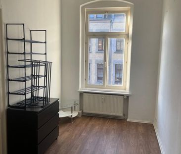 Helle 2-Raumwohnung im Altbau in ruhiger Lage von Plauen - Foto 1
