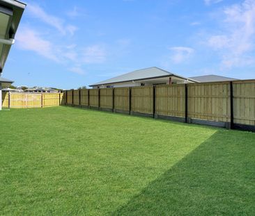 Welcome to 68 Samarai Drive, Kawungan - Photo 4