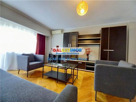 Inchiriere apartamen 2 camere Decebal RENOVAT - Photo 2