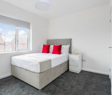 Ambleside Avenue, Southmead - Photo 1