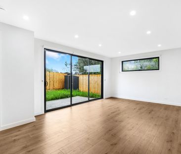 2/66 Ward Street, Glenroy VIC 3046 - Townhouse For Rent | Domain - Photo 6