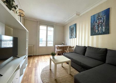 Appartement à louer 2 pièces • 41,70 m2 Paris 17 - Photo 2