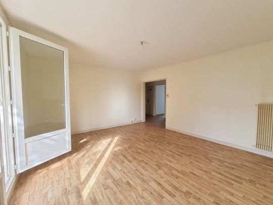 Location Appartement 3 pièces 72m² JOUE LES TOURS 37300 - Photo 1