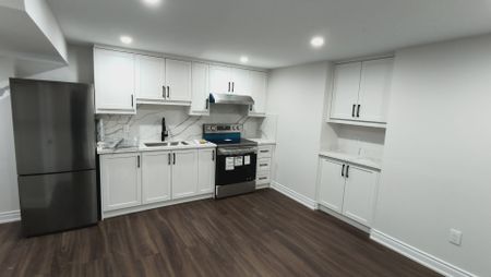 For Lease - 1215 Wadebridge Crescent Unit# Bsmnt, Oshawa, Ontario - Photo 4