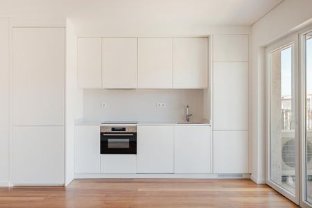 3 Bedroom Apartment with parking, Estrela, Lisboa - Photo 5