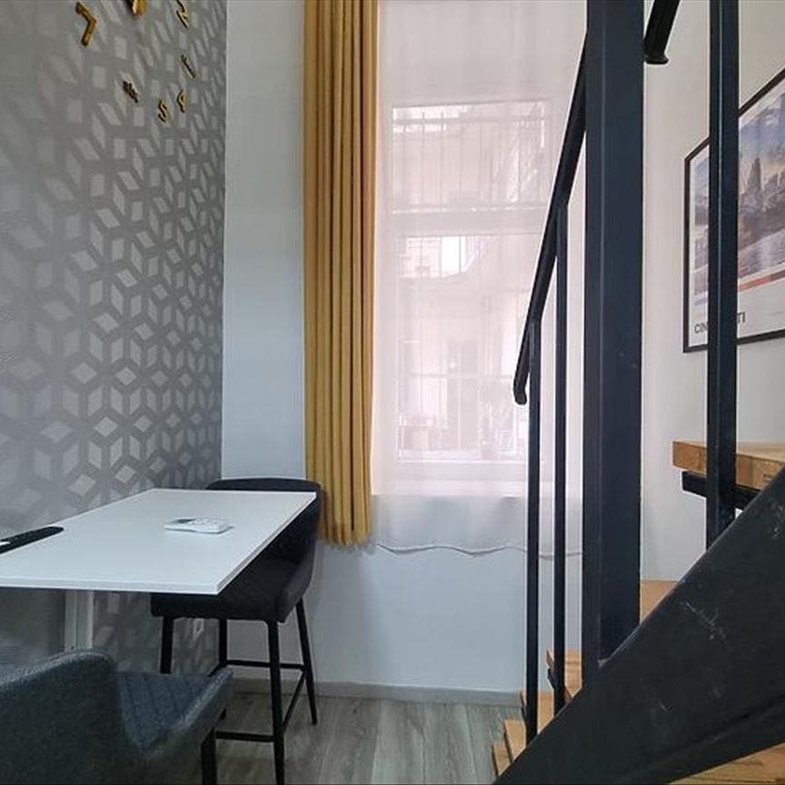 Kiadó jó állapotú lakás - Budapest VI. kerület - Fotó 1