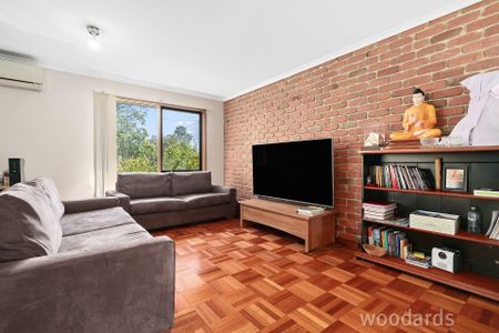 Spacious Unit in Prime Location - Photo 4