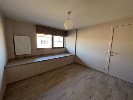 NIEUWBOUWWONING MET 3 SLAAPKAMERS, TUIN EN GARAGE IN ELVERDINGE - Photo 5