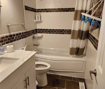 For Lease - 2574 Oak Row Crescent, Mississauga, Ontario - Photo 1