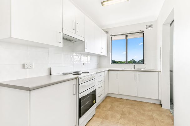 Sweeping Views of Five Dock Bay - Photo 1