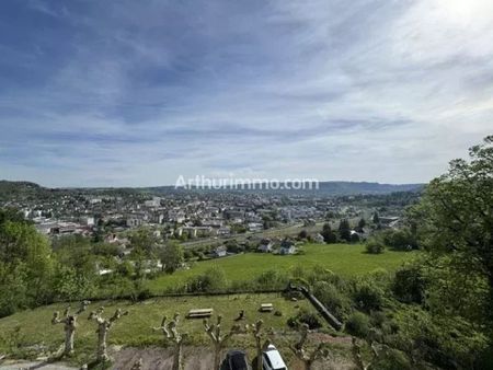 Location Appartement 5 pièces 98 m2 à Lons-le-Saunier - Photo 2
