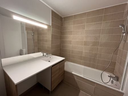 Location Appartement 2 pièces 45m² TOULOUSE 31400 - Photo 3