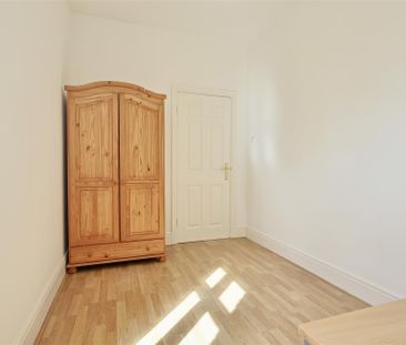 2 bedroom Apartment to rent in Temple Building, Bath Lane, Newcastl... - Photo 6