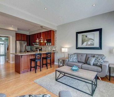 For Lease - 2438 Felhaber Crescent, Oakville, Ontario - Photo 2