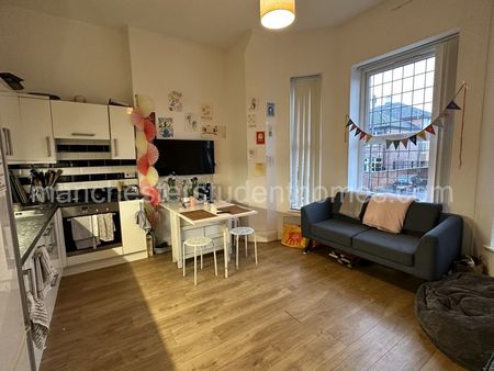 Wellington Road, Manchester, M14 6BN - Photo 2