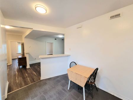 For Lease - 139 1/2 John Street Unit# 6, Hamilton, Ontario - Photo 5