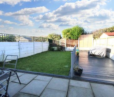 2 bedroom end of terrace house to rent - Photo 6