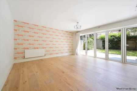 4 bedroom property to rent in Epsom - Photo 5