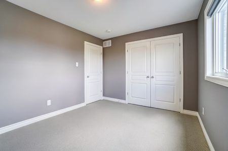 For Lease - 1110 Beckett Crescent, Stittsville - Munster - Richmond, Ontario - Photo 5