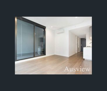 Near New Stylish, Walk to Central Station and Universities! - Photo 1