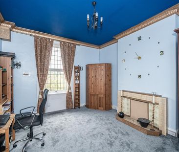 4 bedroom semi-detached house to rent - Photo 3