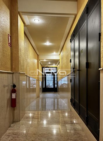 Torrevieja. Atico. Spacious three-bedroom apartm - Photo 4