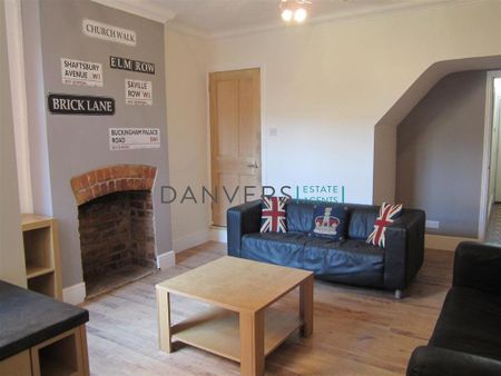 4 bedroom terraced house to rent - Photo 2