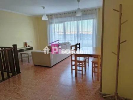 Piso en alquiler en Cangas - Photo 3