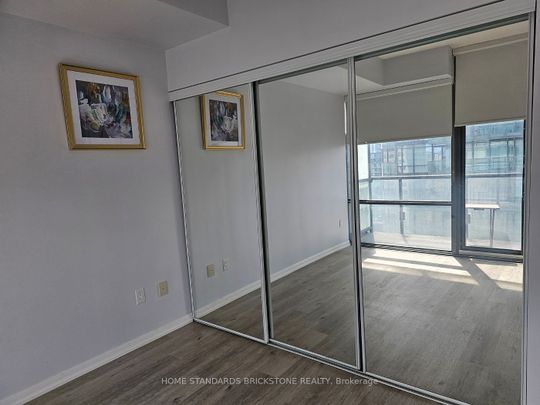For Lease - 37 Grosvenor Street Unit# 2510, Toronto, Ontario - Photo 1