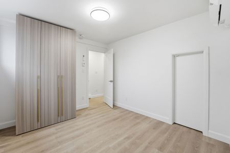 For Lease - 2291 Badger Crescent Unit# B, Parkway Park - Queensway Terrace S and Area, Ontario - Photo 2