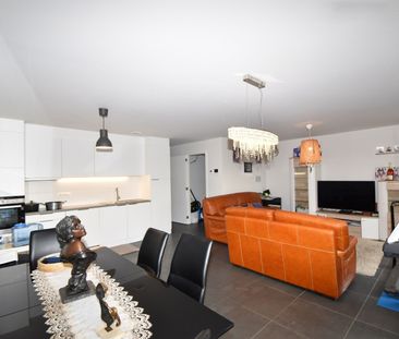 Modern- & lichtrijk 2-slk. app met Z-gericht terras & garage - Photo 2